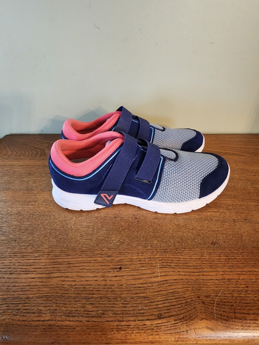 Vionic Ema Athletic Shoes